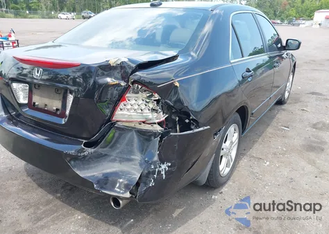 2007 Honda Accord 2.4 Ex from USA, damaged, VIN 1HGCM56887A155574